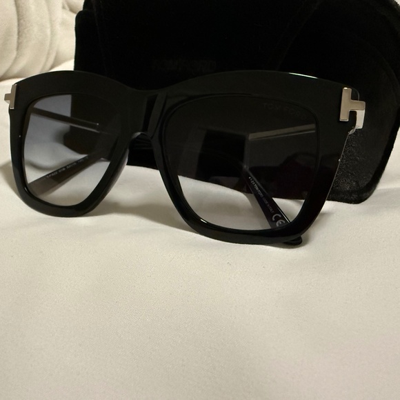 Tom Ford black and silver sunglasses - Picture 1 of 5
